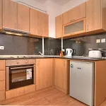 Oasis Pmg Апартаменти Равда
